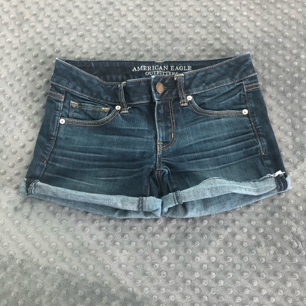American Eagle Dark Wash Midi Shorts Sz 6